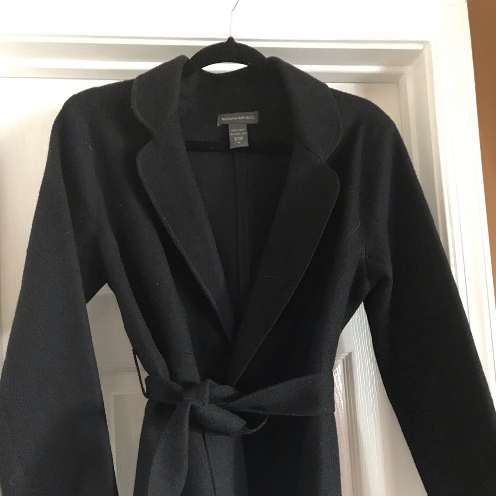 Banana Republic lightweight wool black jacket